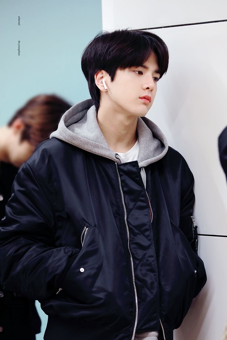 내가 좋아하는 남돌 사복들인데 공통점이 뭘까..?🐽 | 인스티즈