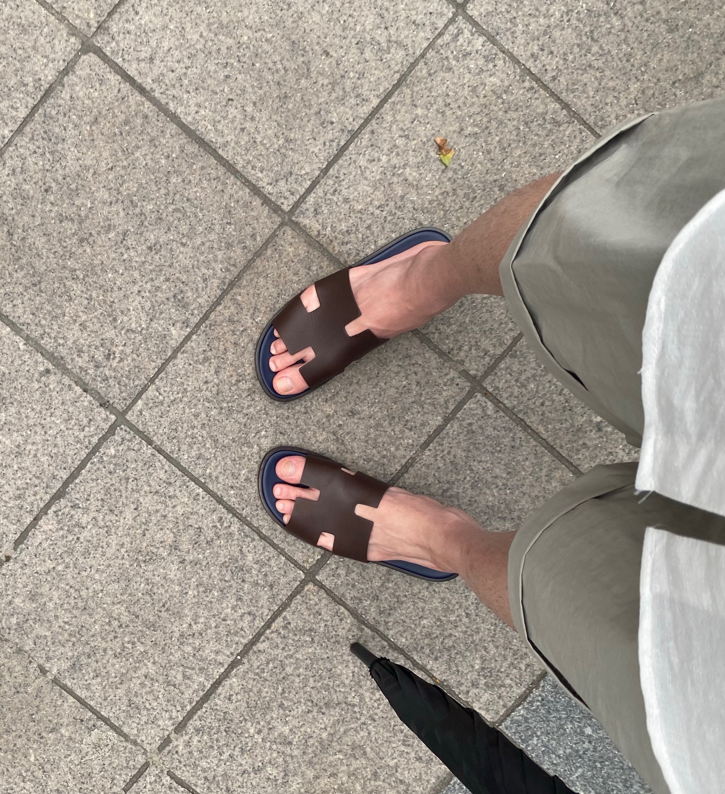 오늘자 고독방 들어와서 팬들이 셀카 달라니까 발 사진 주고간 아이돌 | 인스티즈