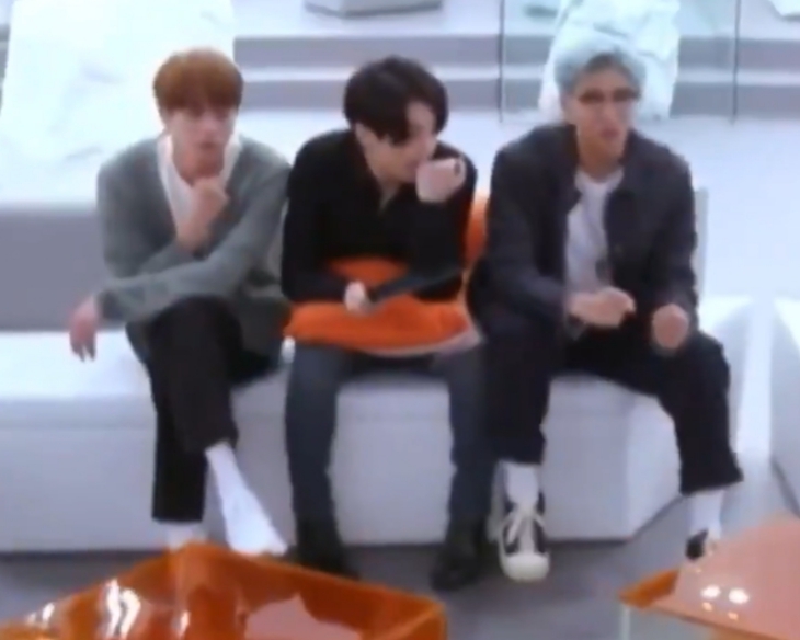 아이랜드로 보는 방탄이 야채튀김이 되는 과정 | 인스티즈