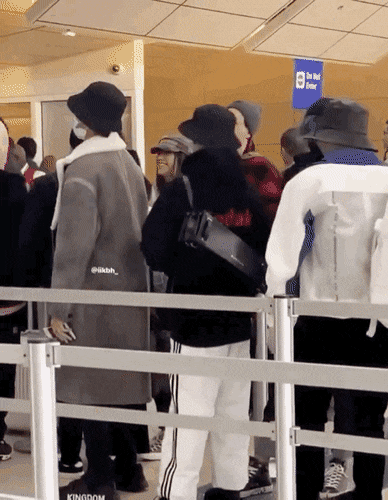 강아지 중에서 제일 사람같음 | 인스티즈