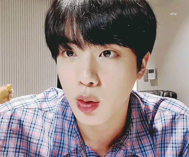 [잡담] 진 열심히 얘기하는데 입술만 보여 | 인스티즈