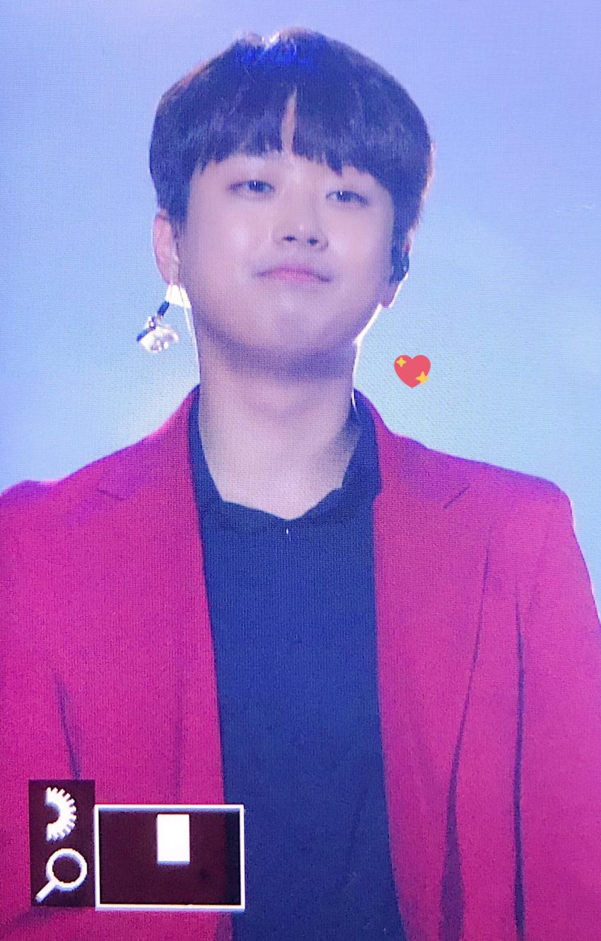 세상에 이찬원 앞머리 잘랐어...ㅠ | 인스티즈