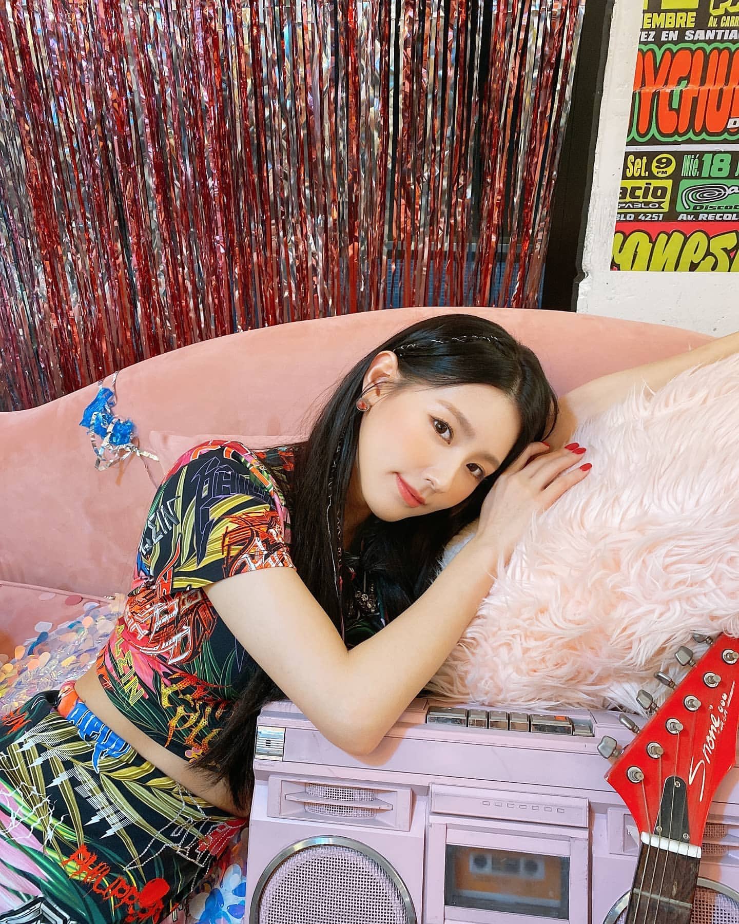 조미연 오늘 음방+영통팬싸+브이앱1시간+유큐브셀카7장+인스타 셀카8장 올림 | 인스티즈