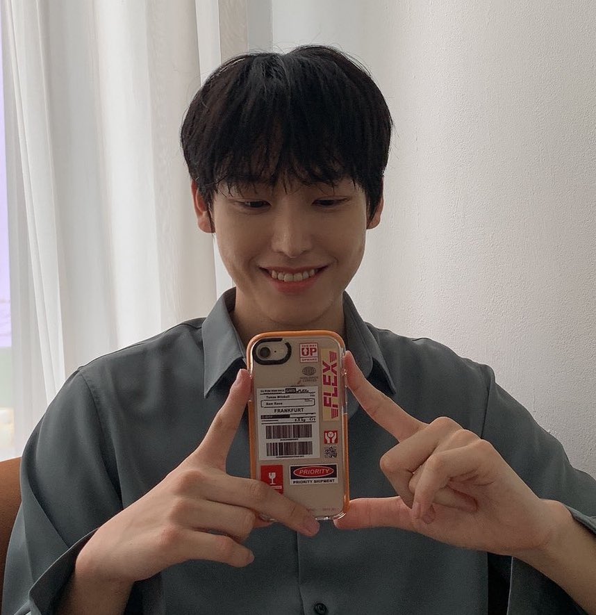 나는 모순되는 아이돌이 좋더라 | 인스티즈