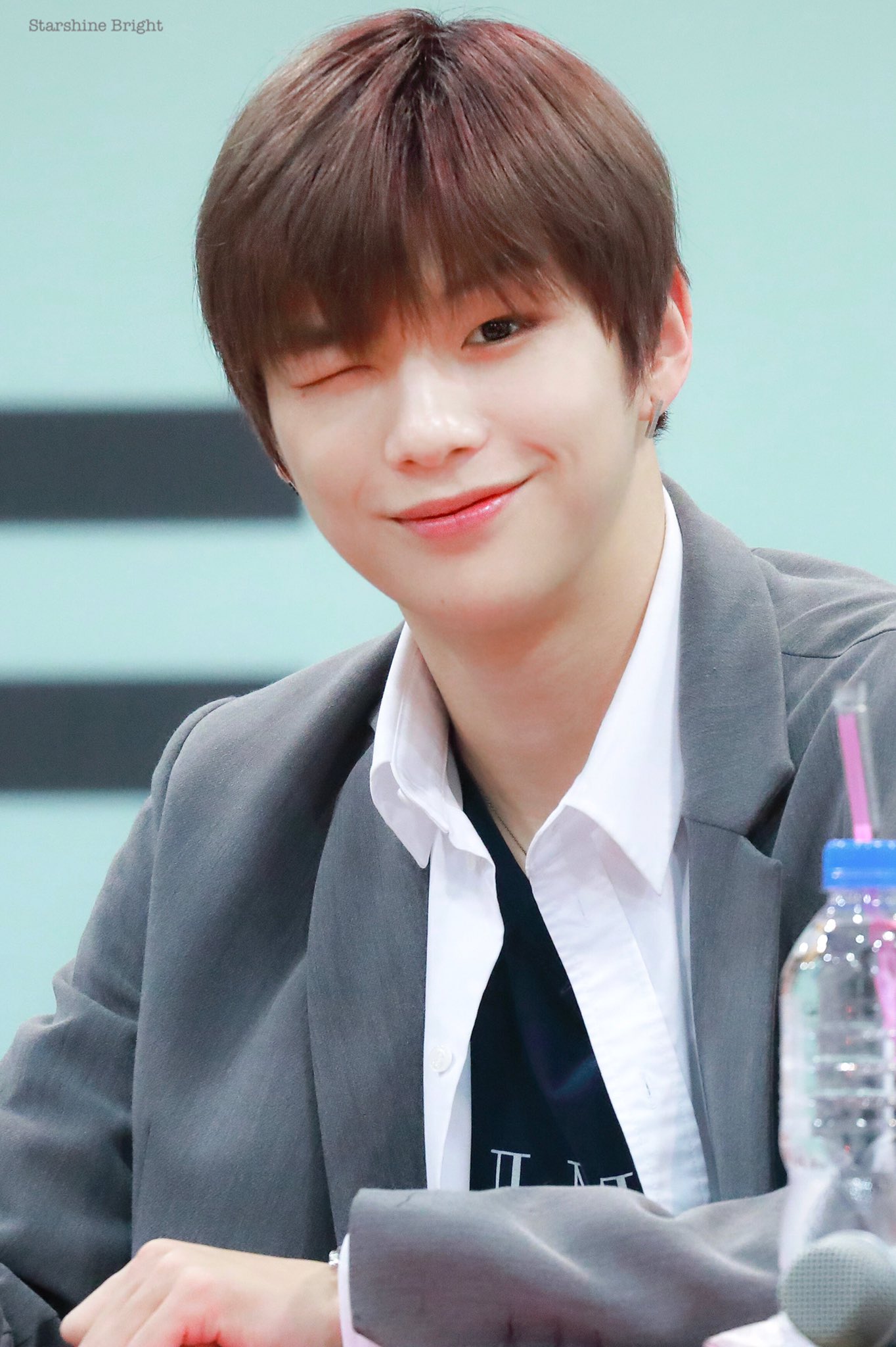 난 진짜 눈이 ~_⊙ 이렇게 생긴 사람 처음본듯.. | 인스티즈