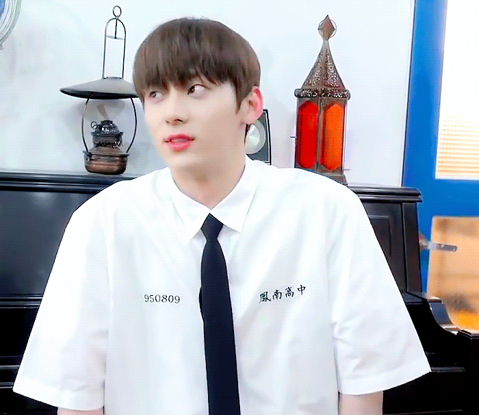 더 나이들기 전에 학원물 찍어보고 싶다고 했는데 소원성취한거 너무 귀여움 | 인스티즈