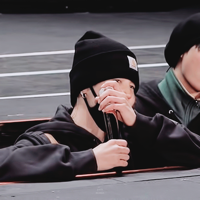 [잡담] 방탄팬들은 모든 생물체 앞에 아기 붙이면 지민 되는거 같음? | 인스티즈