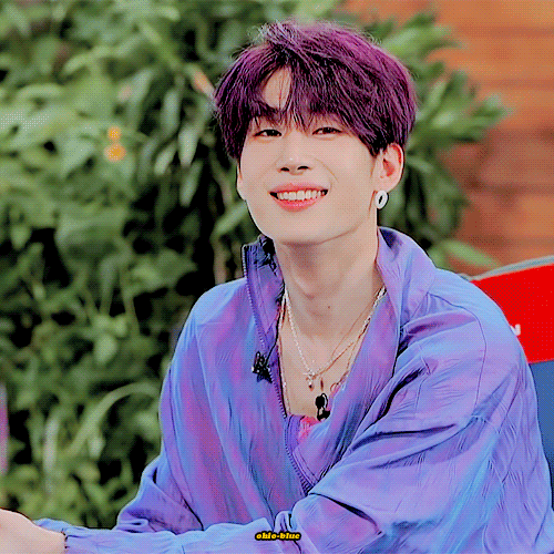 진짜 얘 귀여워서 어떡하지 | 인스티즈