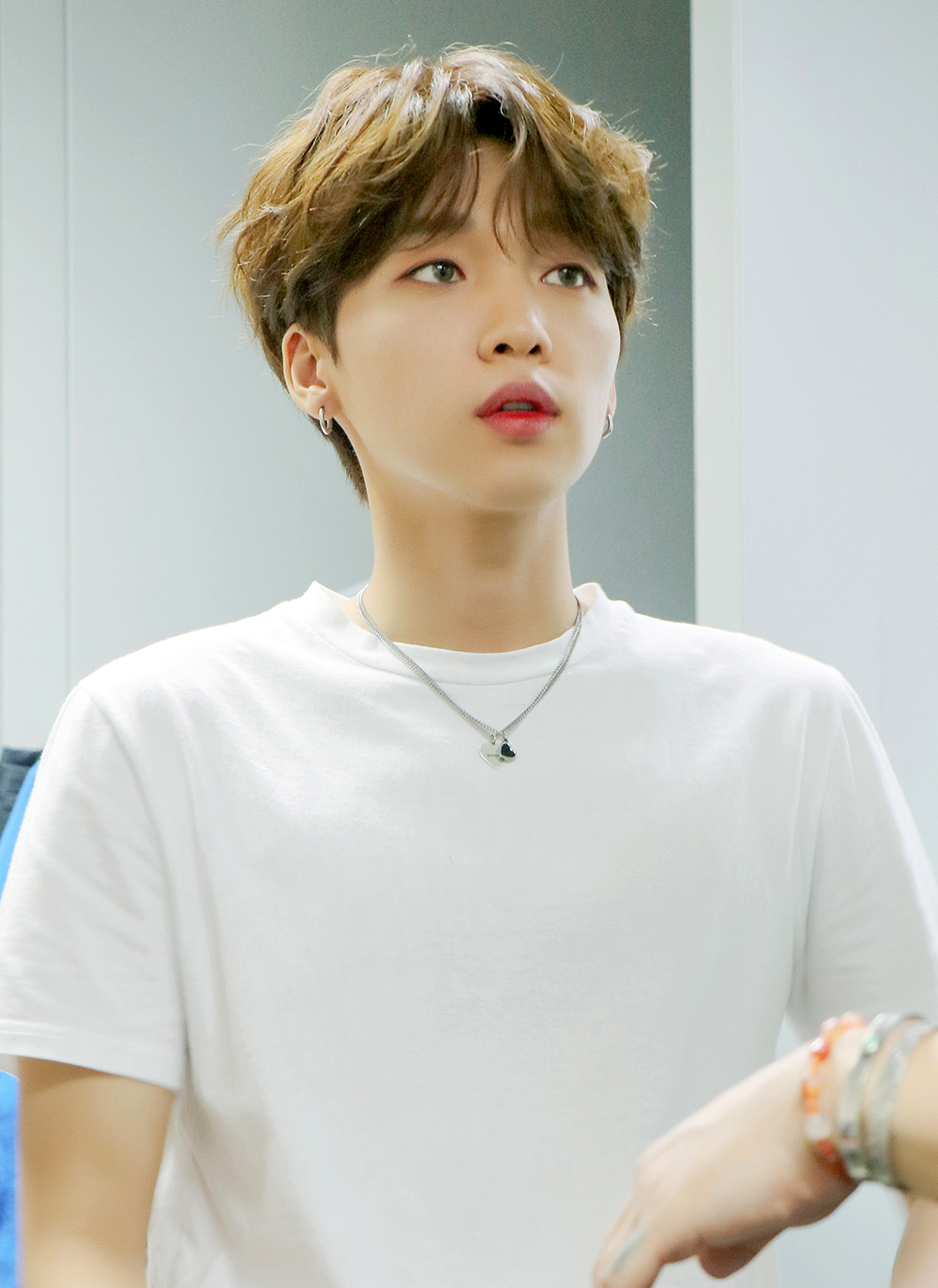 정세운 당신 컬러렌즈 어디 브랜드꺼야 | 인스티즈