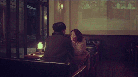 아이유 장기용 달달한 로맨스 케미.gif | 인스티즈