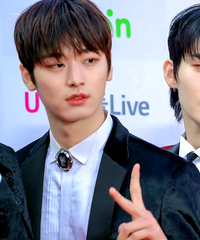 주연이가 보는 얼굴하고 팬들이 보는 얼굴하고 많이 다른것같아 | 인스티즈