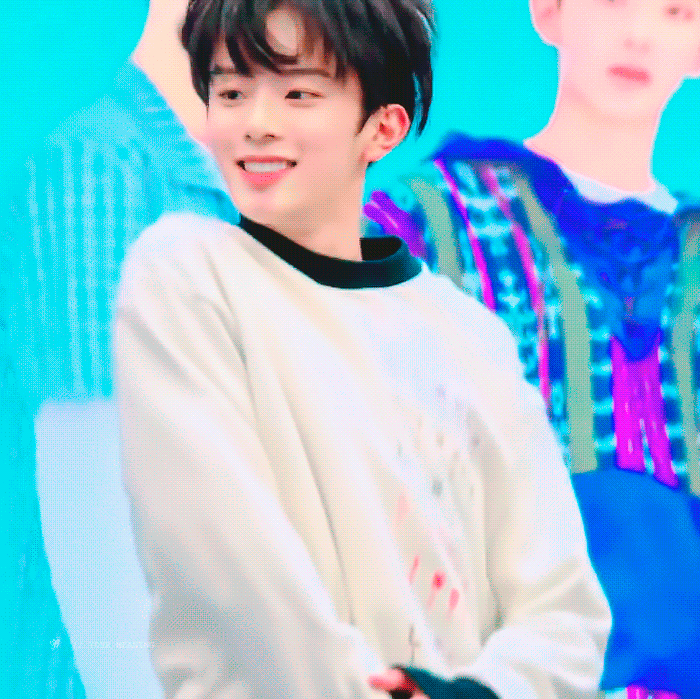 유강민 중학생때 진짜 개이쁘니까 제발 버ㅏ줘 | 인스티즈