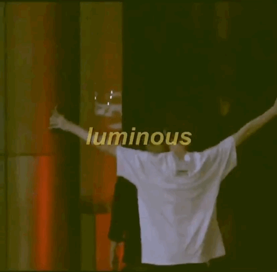 본인 피셜 애교라곤 없는 사람 | 인스티즈