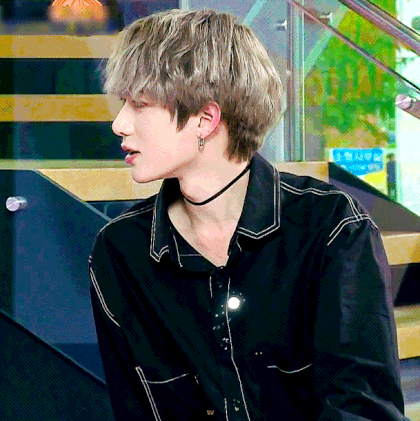 나보다 어려.....설레면 안되는데..... | 인스티즈