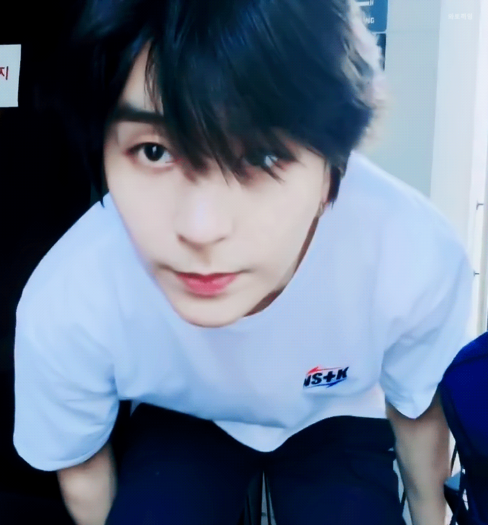 [잡담] 인이어 빼는거 ㄹㅇ 고자극.... | 인스티즈