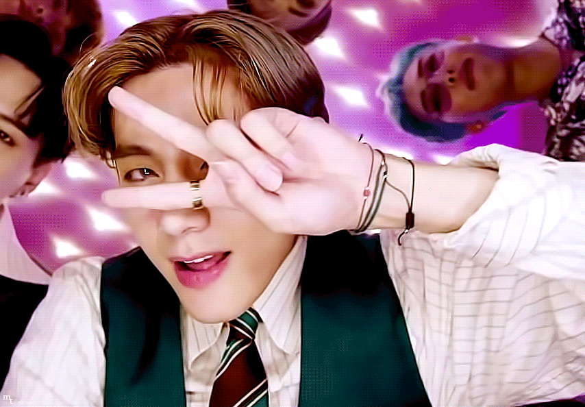 방탄 이번 뮤비 너무 잘뽑았어 | 인스티즈