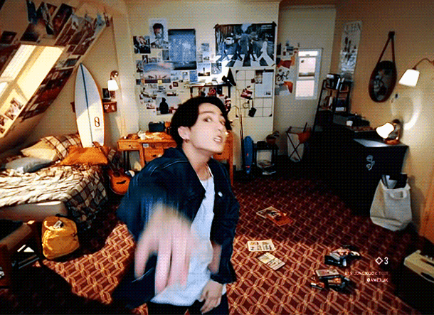 뮤비보면 방탄이 이렇게 끼부림 | 인스티즈