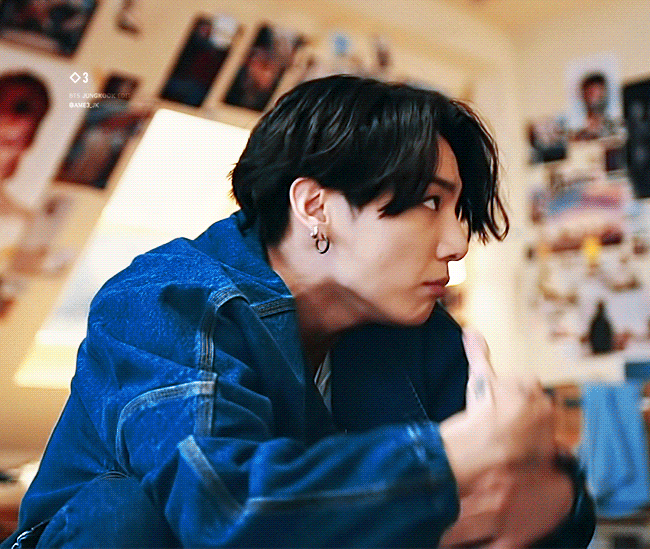 방탄 뮤비에서 정국 이 표정지을때 나 정말...💦 | 인스티즈