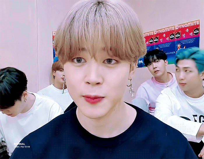 방탄 지민 눈 가로로 트여있는거 너무 좋아... | 인스티즈