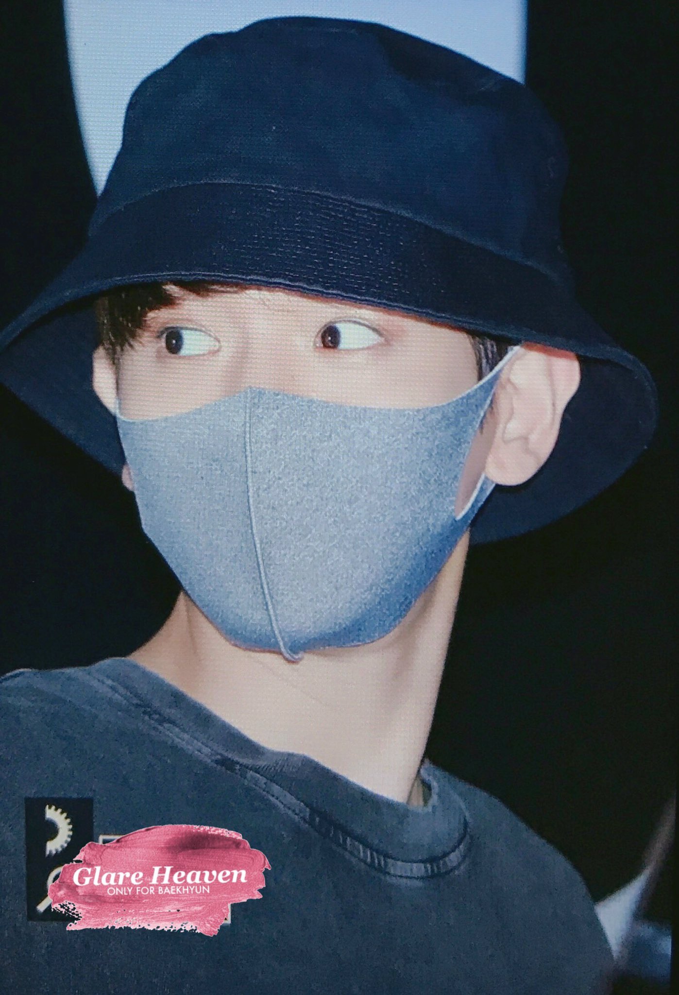 백현이 플뷰 얼른 봐라 | 인스티즈