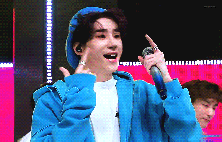 한승우 답장해 무대 다 귀여웠다 | 인스티즈