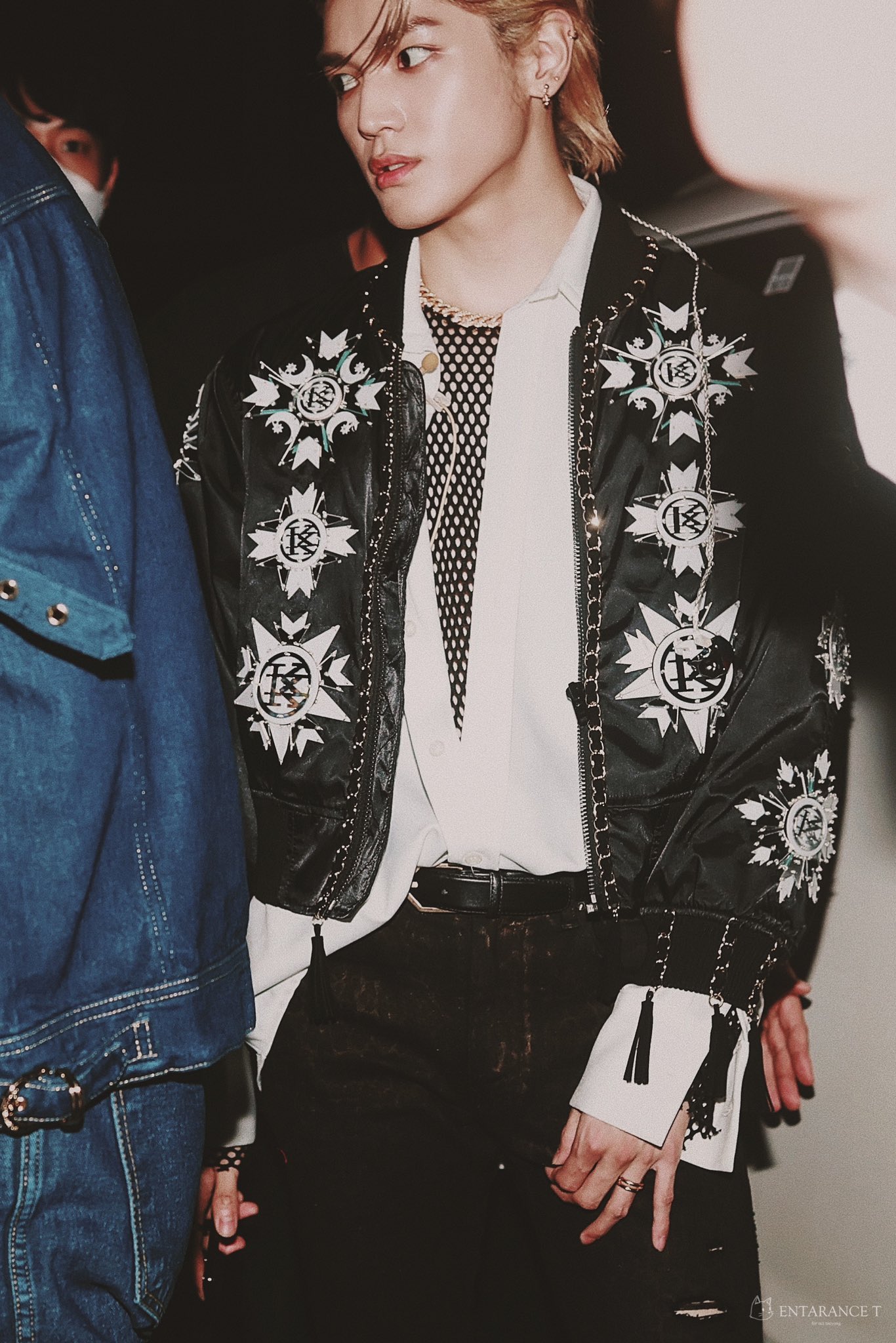 태용이 진짜 장금발 깐머리 내가 본 사람 중에 제일 잘 어울리는거같음 | 인스티즈