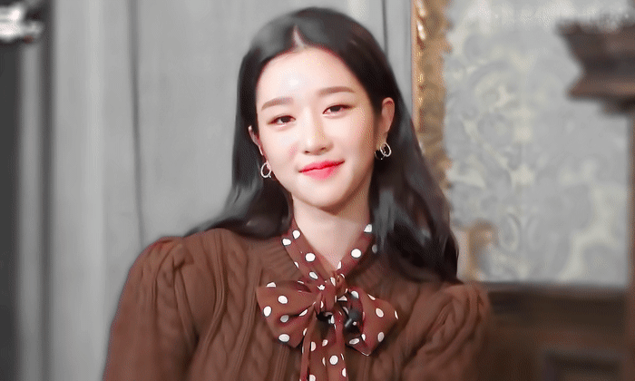 서예지는 어떻게 이렇게 생겼지 | 인스티즈