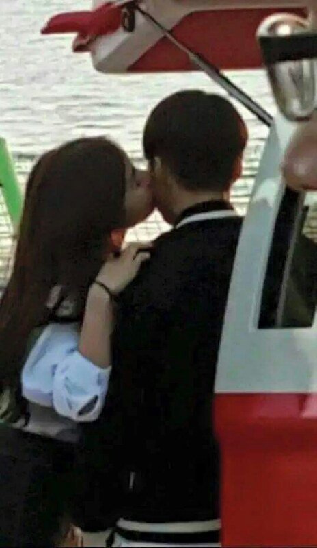 우리애들 설레는 키스신 개 마나 ! ! ! 다들 구경해! !엑소!! | 인스티즈