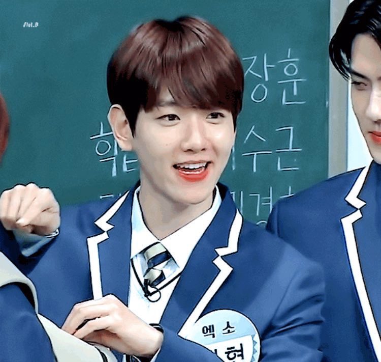 교복 입은 백현이 | 인스티즈