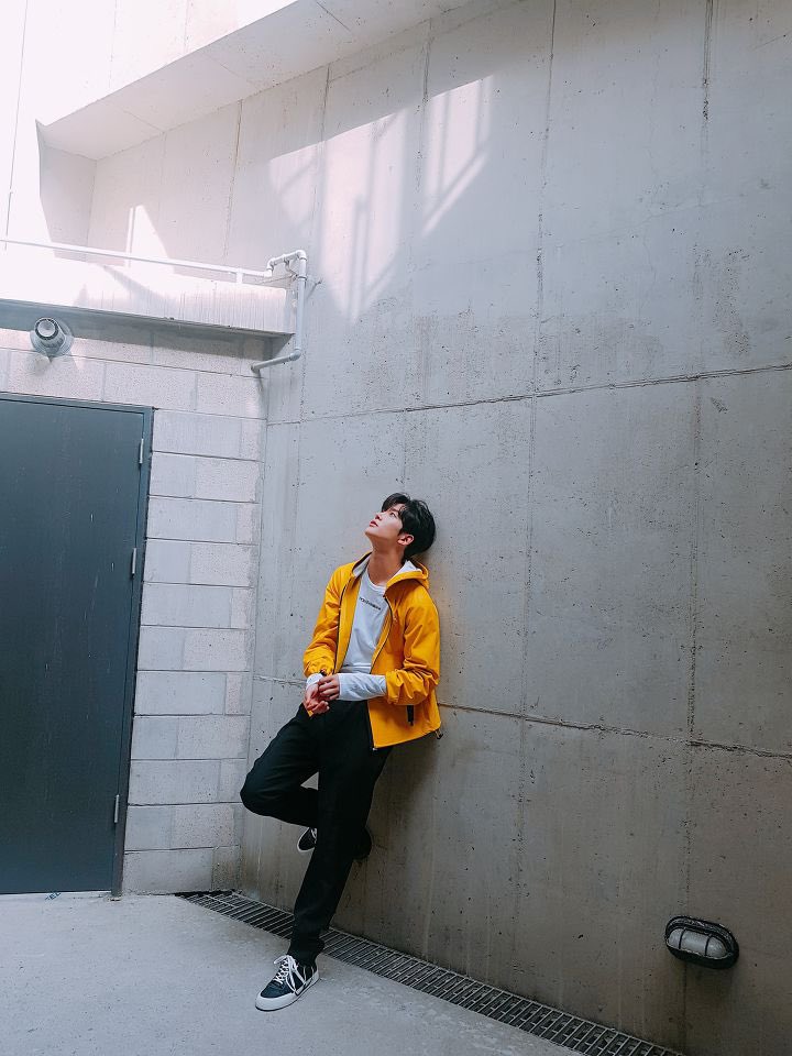 화보에 각도가 중요한 이유 | 인스티즈