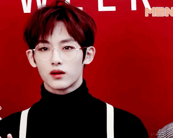 나 남돌 안경 진짜 사랑해 | 인스티즈