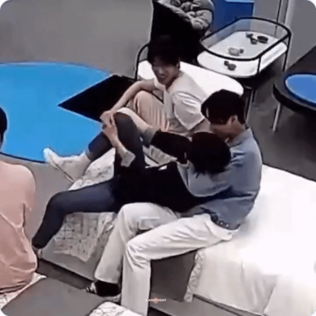 아이랜드 이거 누구랑 누군지 알려주실분 | 인스티즈