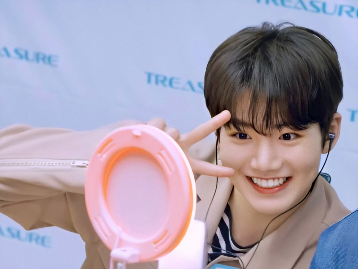 준규 얼굴은 이런데 몸 이런 거 볼 때 마다 | 인스티즈