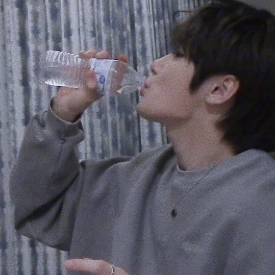 이친구 진짜 잘생겼는데 더 알아줬으면 좋겠다 | 인스티즈