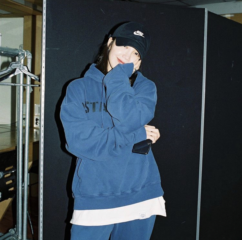 진짜 꾸안꾸로 캐주얼하게 사복 입는 여돌은 이 분 갑(짤 많음 주의) | 인스티즈