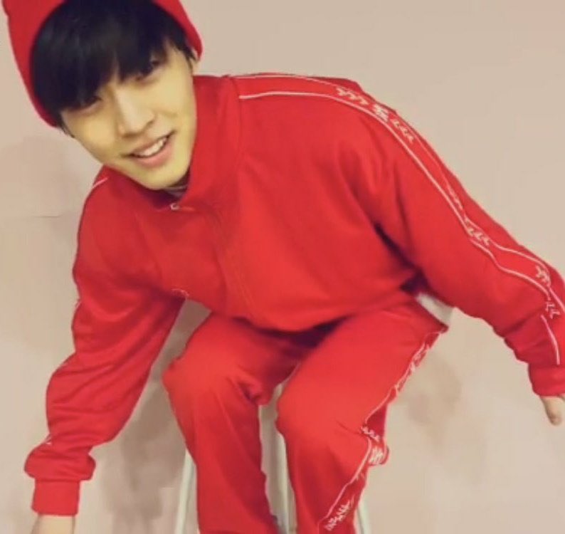 온앤오프 효진이 옷 세트로 입는거 좋아하는사람? | 인스티즈