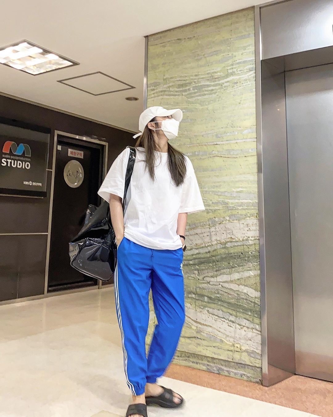 진짜 꾸안꾸로 캐주얼하게 사복 입는 여돌은 이 분 갑(짤 많음 주의) | 인스티즈