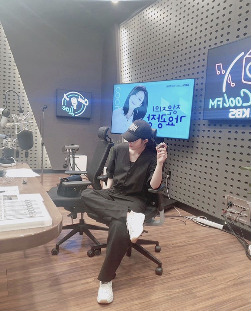 진짜 꾸안꾸로 캐주얼하게 사복 입는 여돌은 이 분 갑(짤 많음 주의) | 인스티즈