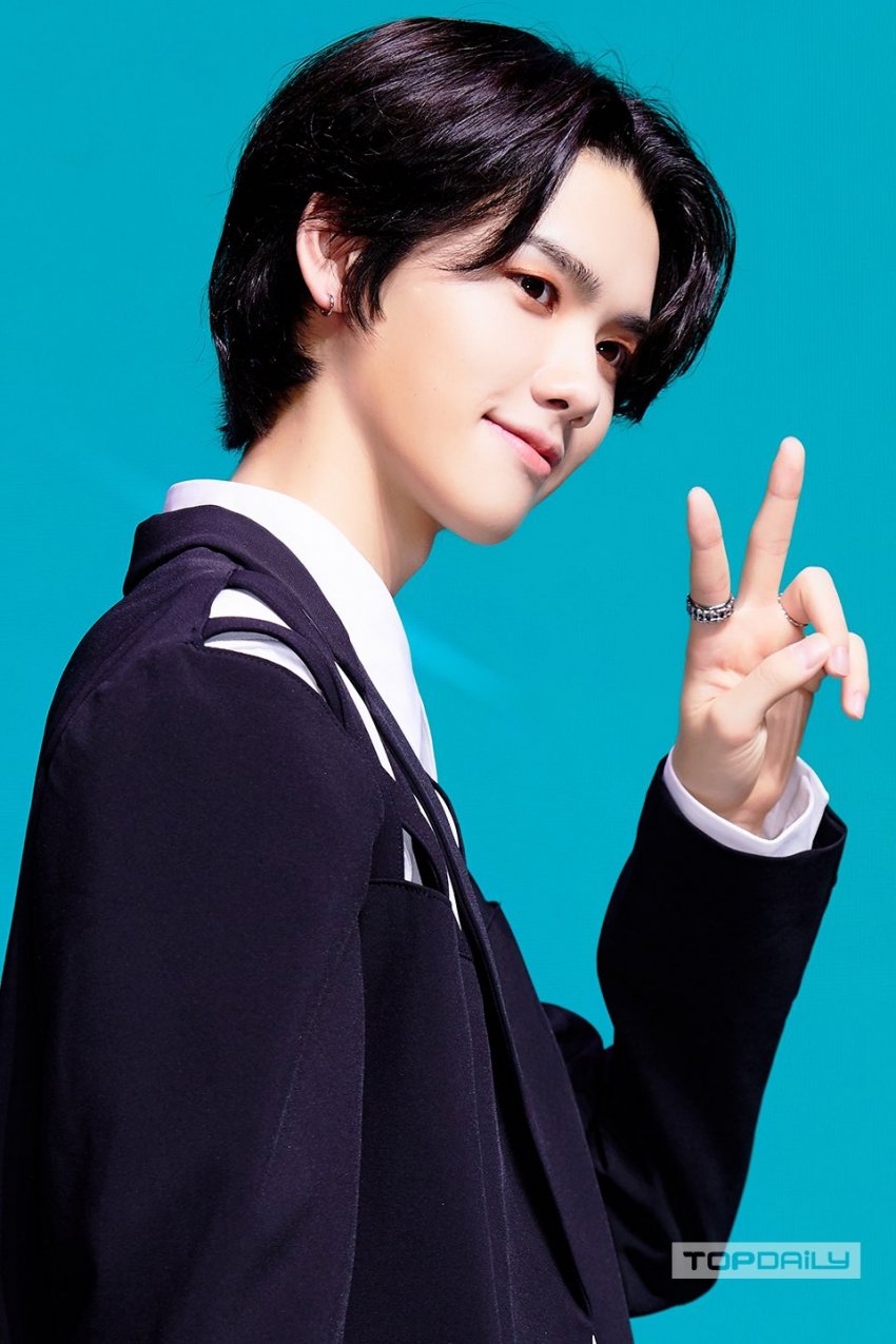 헤어 진짜 너무 구리지만 얼굴이 살렸다... 얼굴 보고 가세요... | 인스티즈