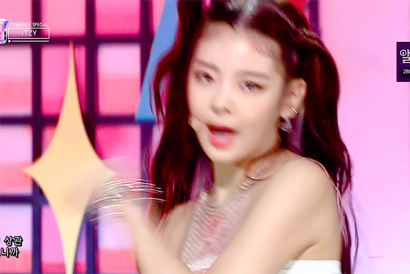 리아 직캠 너무 좋앜ㅋㅋㅋㅋㅋㅋㅋ | 인스티즈