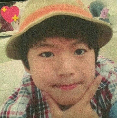 트레저 윤재혁 애기때 사진 새짤 주워서 행보캐ㅠㅠㅠㅠㅠㅠ | 인스티즈