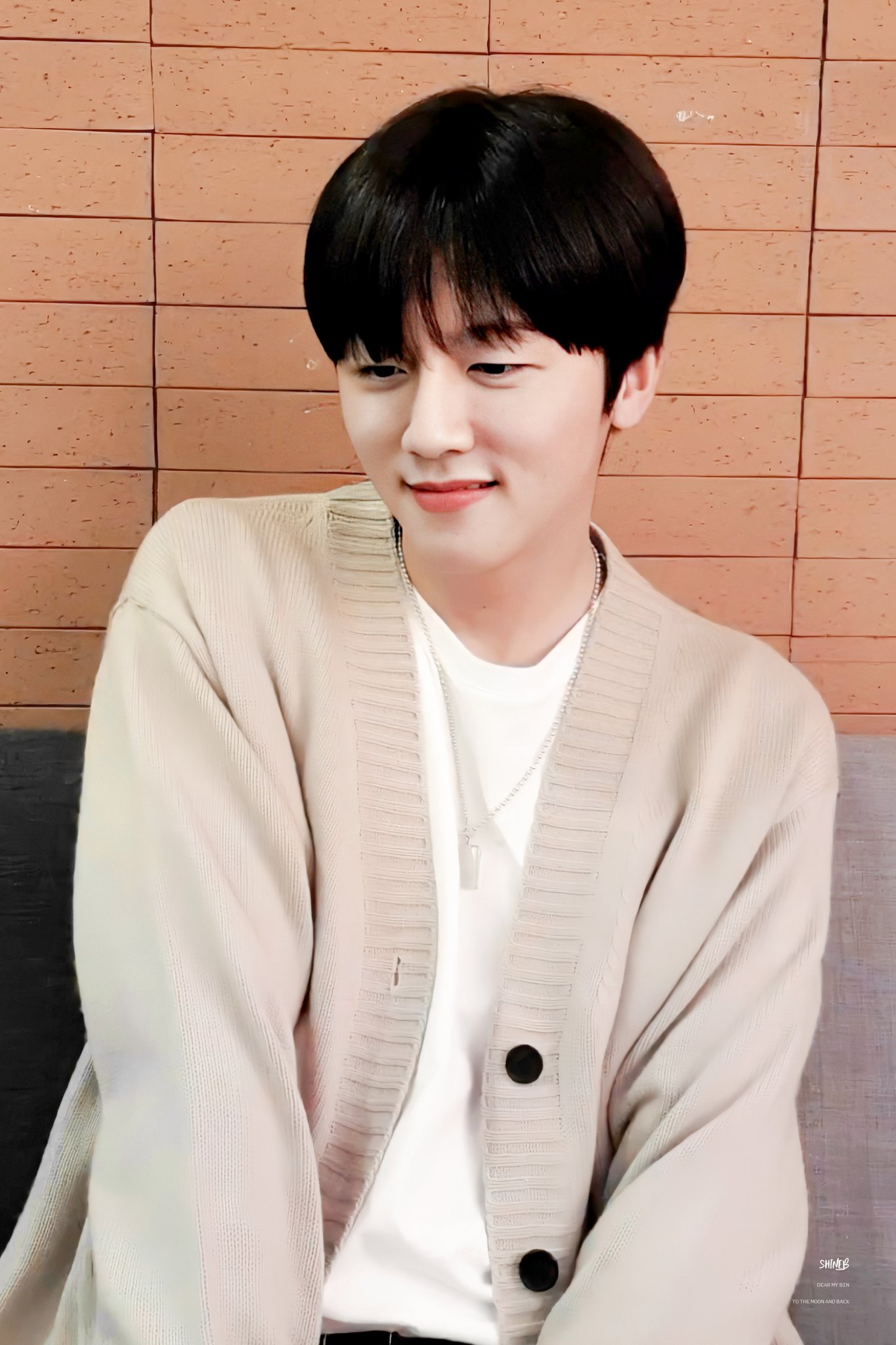 이 얼굴이 어떻게 내년에 30이야? | 인스티즈