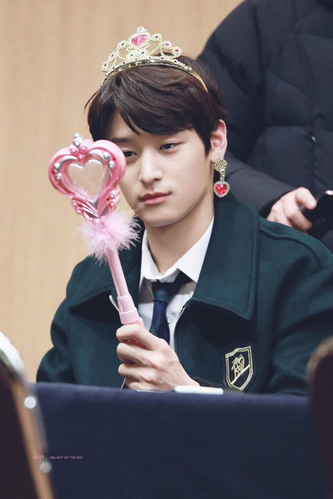 팬싸장에서 벙찐 더보이즈 주연, 현재와 즐기는 영훈 (덥뮤다) | 인스티즈