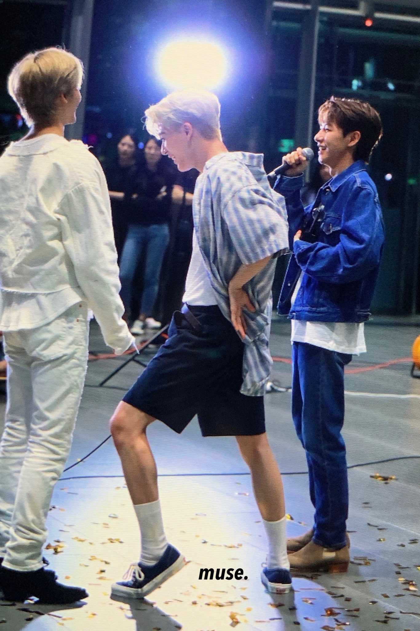 제노 이 신발 뭘까 | 인스티즈