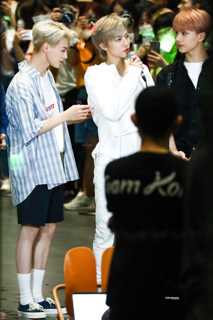 제노 이 신발 뭘까 | 인스티즈