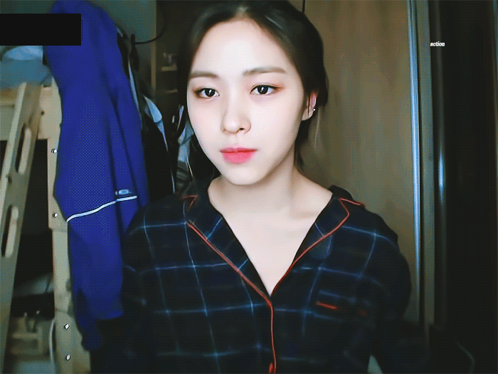 있지 류진 눈이 너무 예쁘지 않니?.. | 인스티즈