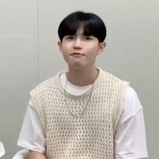 김재환 저화질일때 더 귀여워지는듯 | 인스티즈