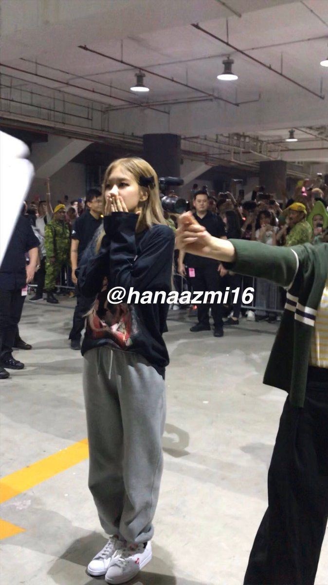 로제의 사복이 너무 좋다 | 인스티즈