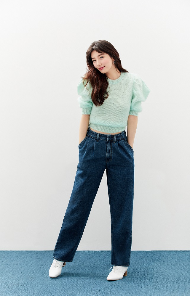 수지 게스 새화보 떴는데 청청패션 너무 잘어울림.... | 인스티즈