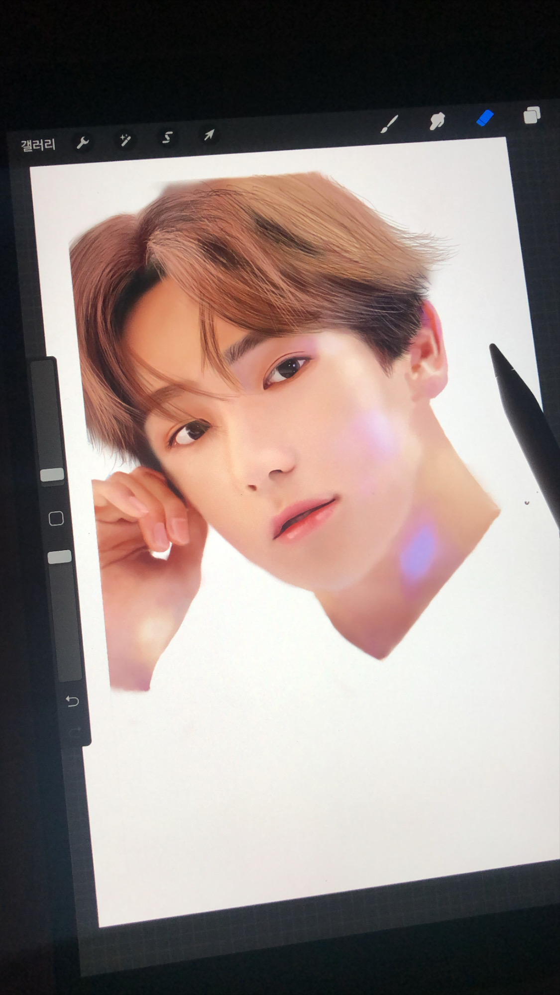 미남 그리는 건 너무 어려워잉......~ 얼굴 그리는데만 3일이 걸렸음 | 인스티즈